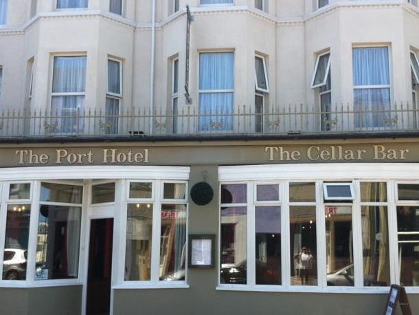 The Port Hotel Portrush Esterno foto