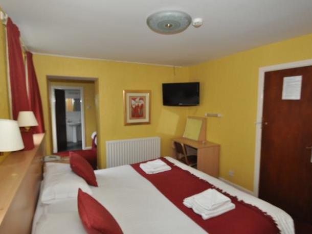 The Port Hotel Portrush Esterno foto